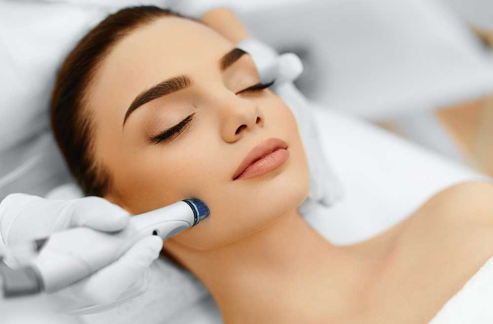 microneedling-watford-dermapen-1000x658